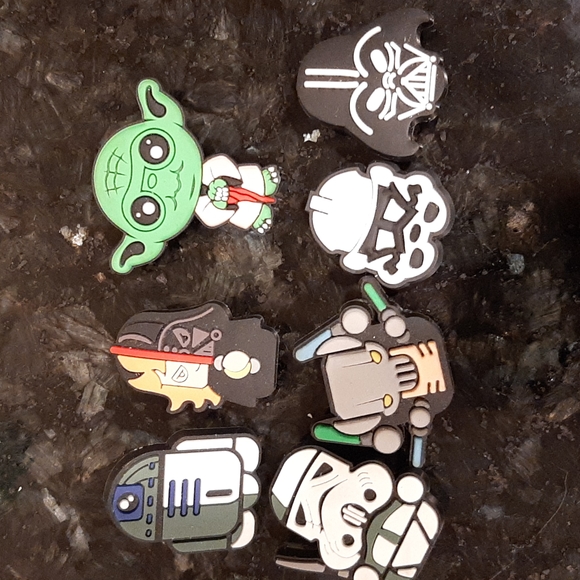 10 Jibbitz Per Crocs A Tema Star Wars - Baby Yoda, Vader, Grogu, Mandalorian